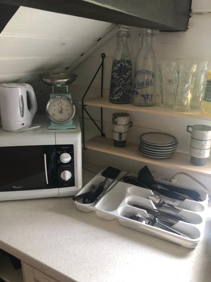 Stabbur Steinbekken, Back To Basic Primitive Overnight Eidsvoll 外观 照片