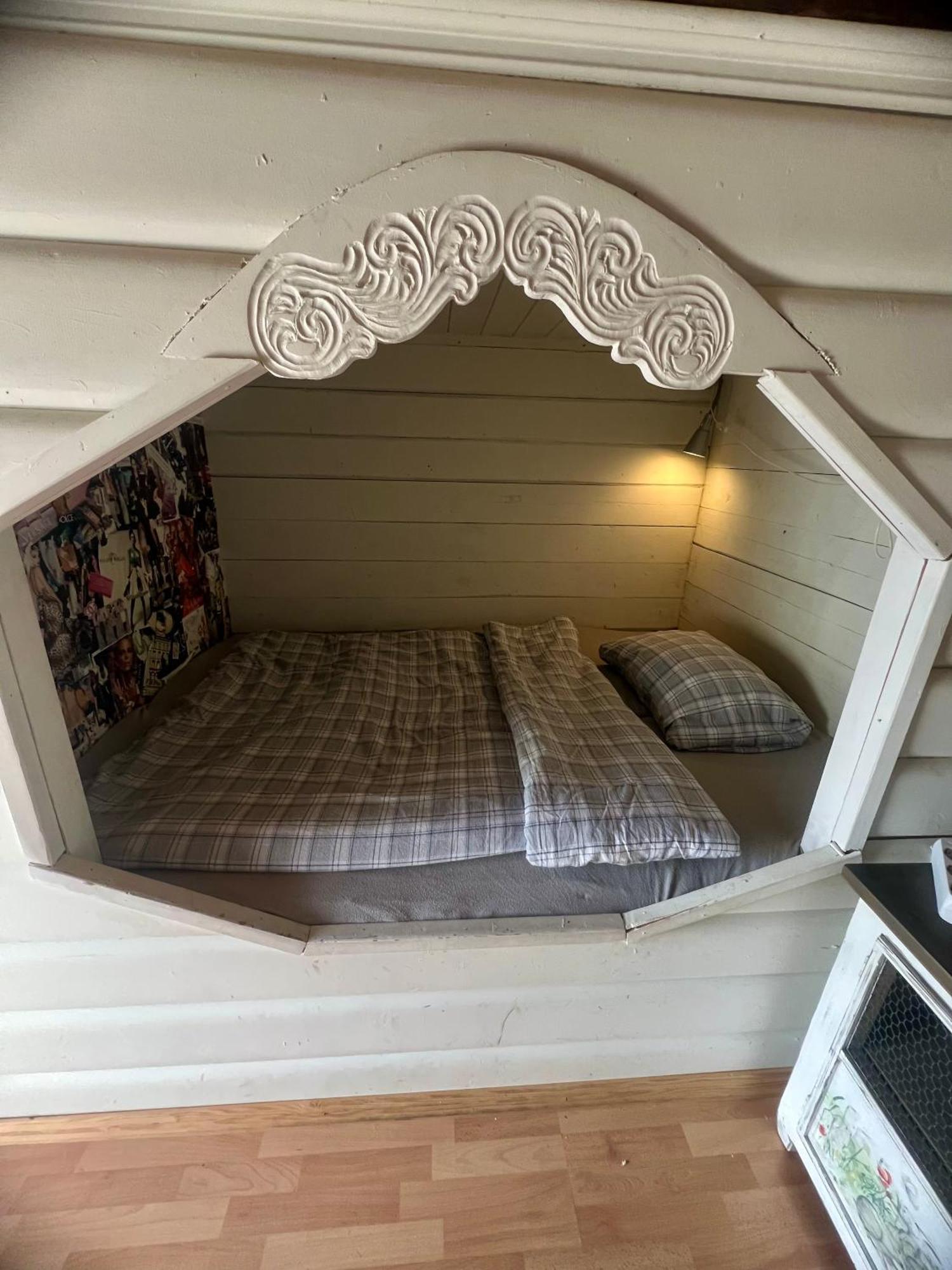 Stabbur Steinbekken, Back To Basic Primitive Overnight Eidsvoll 外观 照片